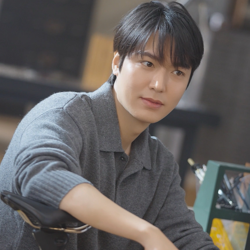 粉絲拍下的李敏鎬瞬間