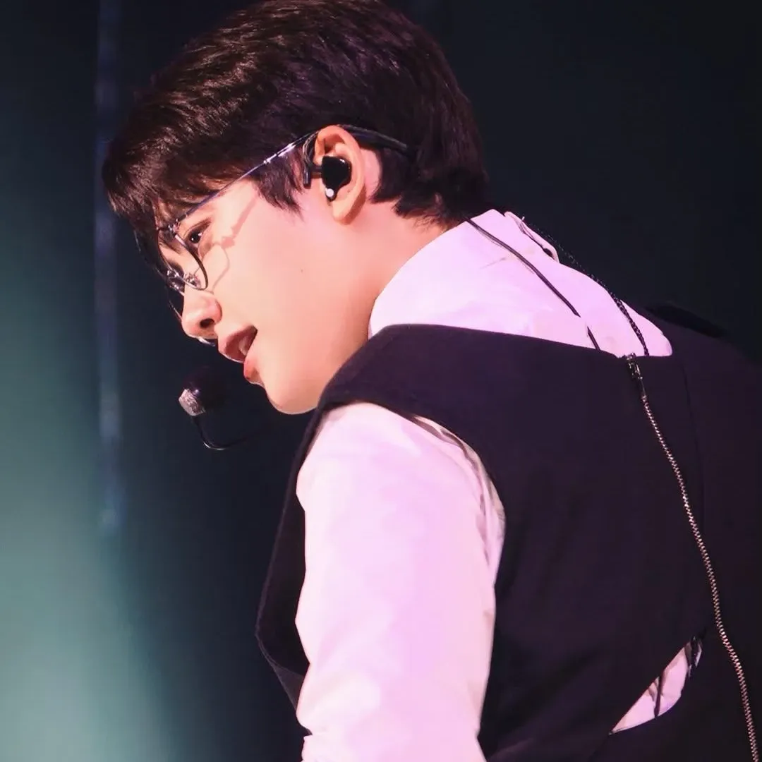 Foto terbaru dari Doh Kyungsoo (D.O.)