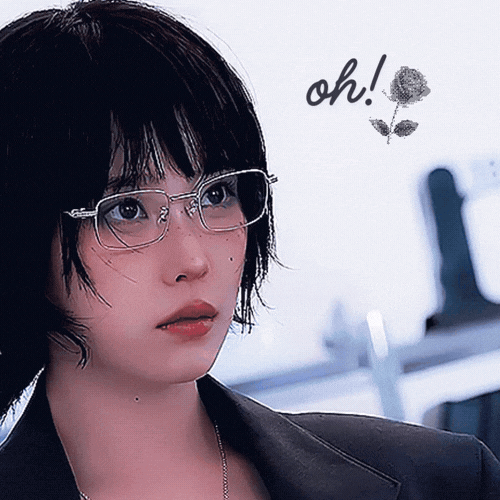 Behind-the-scenes cut of IU