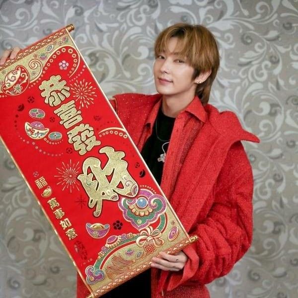 A moment captured by a fan of Lee Joongi