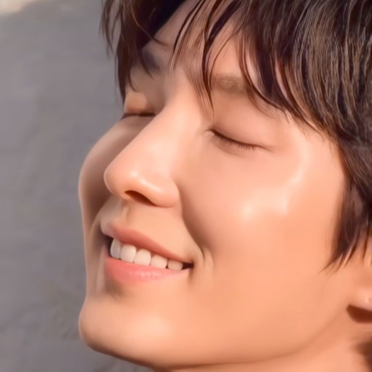 Recent activity shot of Lee Joongi