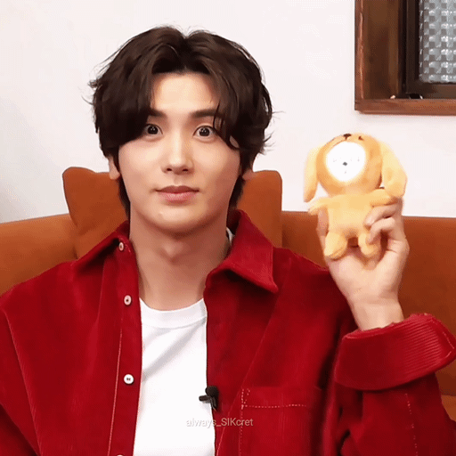 Recent activity shot of Park Hyungsik