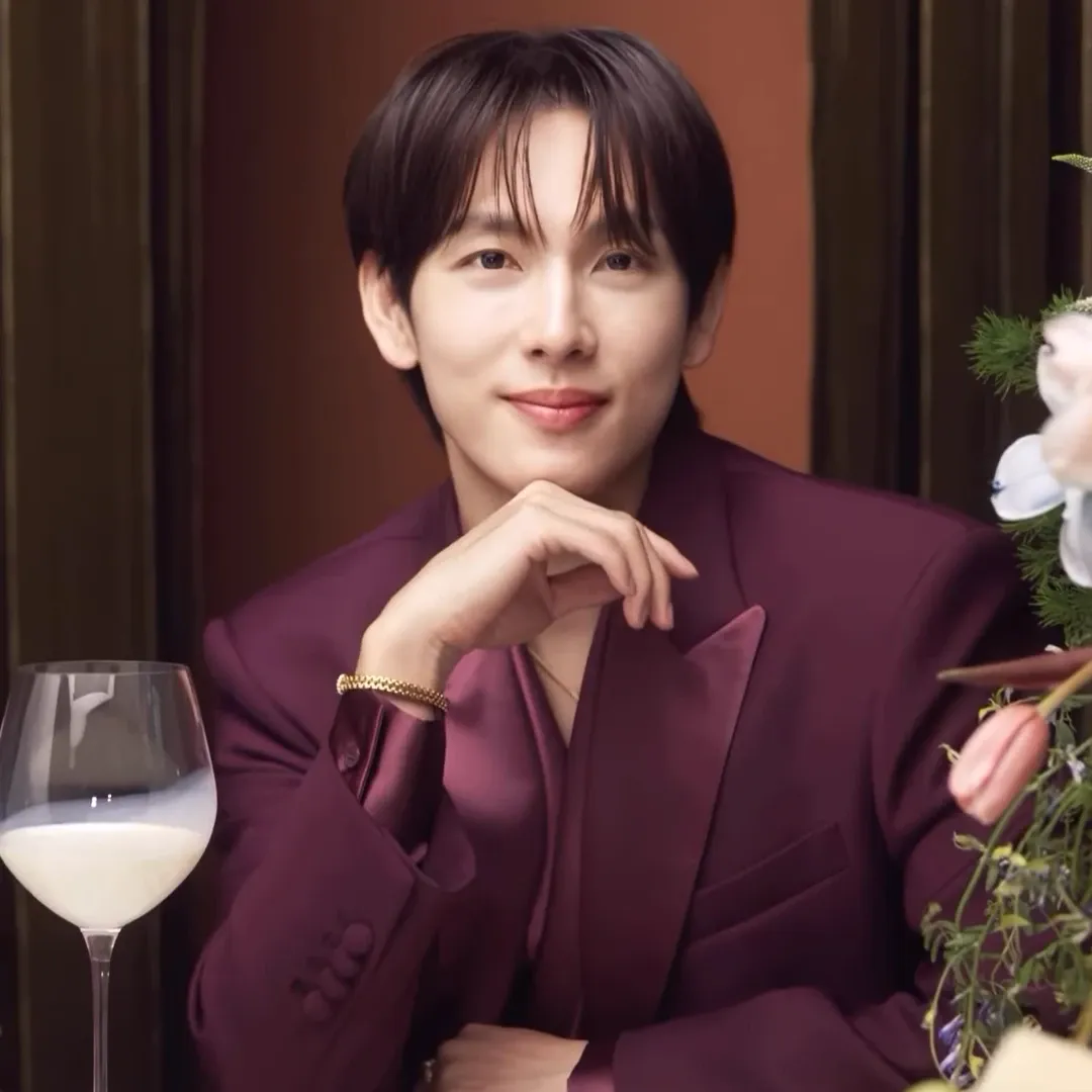 Recent activity shot of Yim Siwan