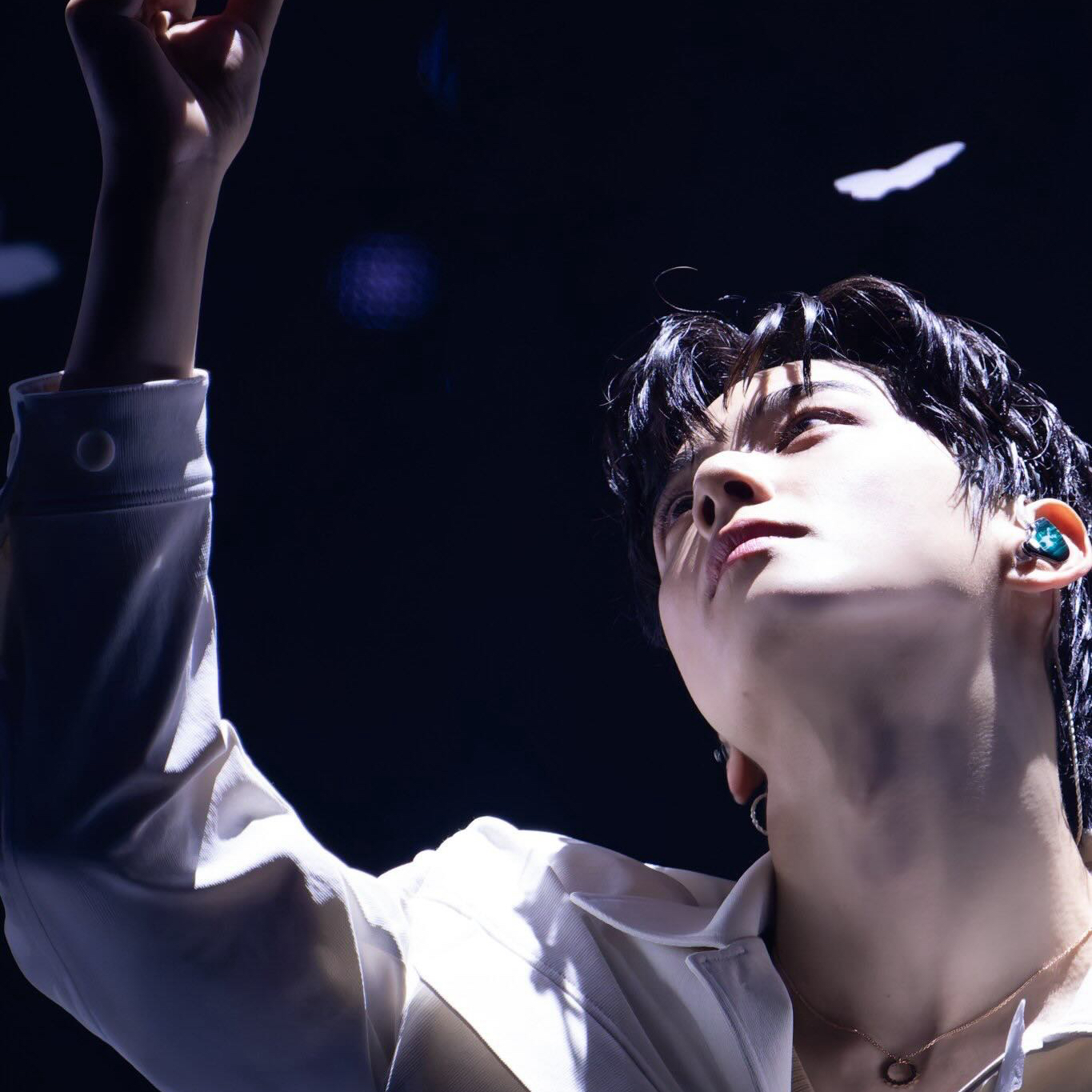 A moment captured by a fan of Cha Eunwoo