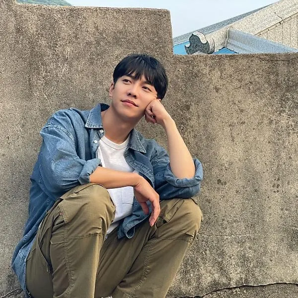 Foto kegiatan terbaru dari Lee Seunggi