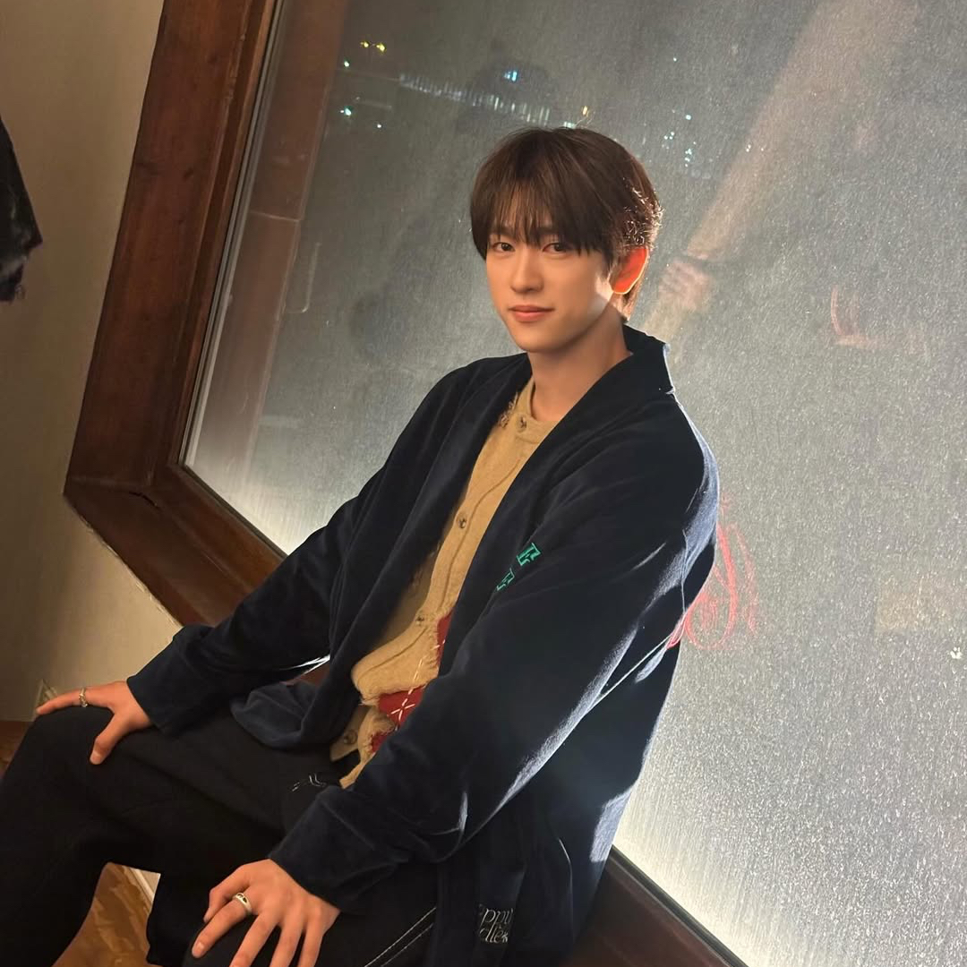 粉丝拍下的朴珍荣瞬间