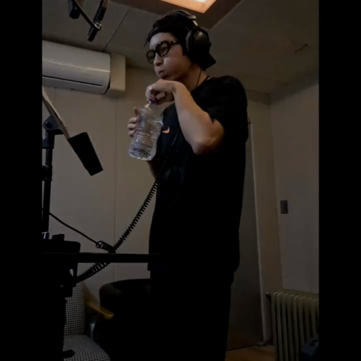 A moment captured by a fan of Lee Joongi