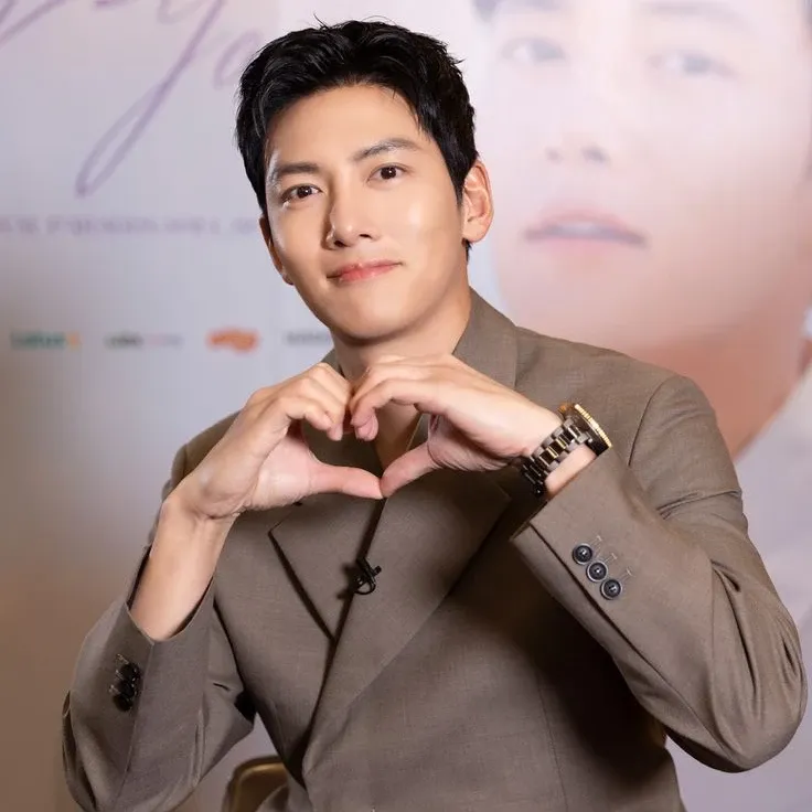 Recent activity shot of Ji Changwook