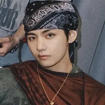 Recent activity shot of Kim Taehyung (V)