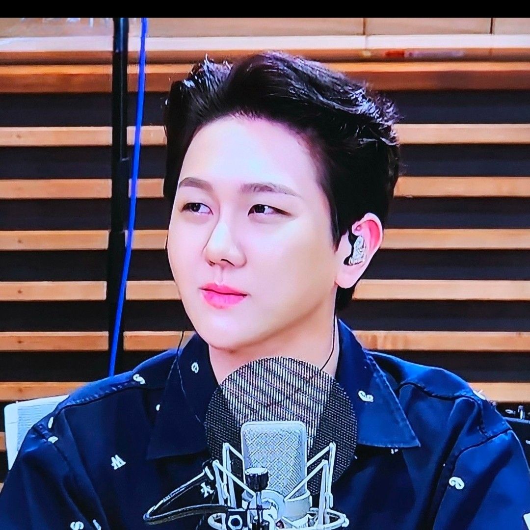 金秀瓚的最新照片
