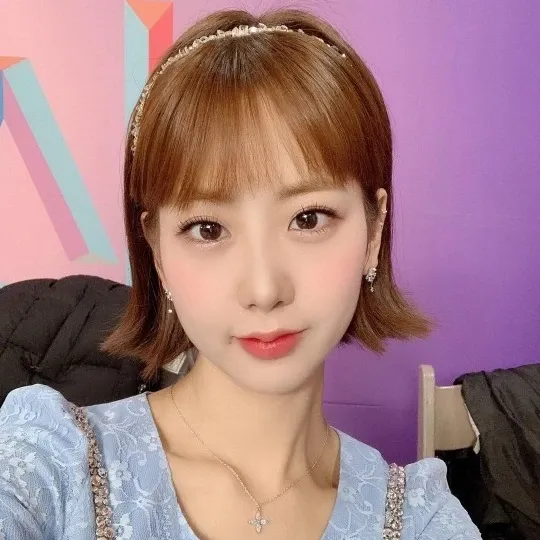 A moment captured by a fan of Kang Hyeyeon