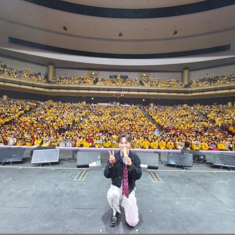 朴瑞镇的最新照片