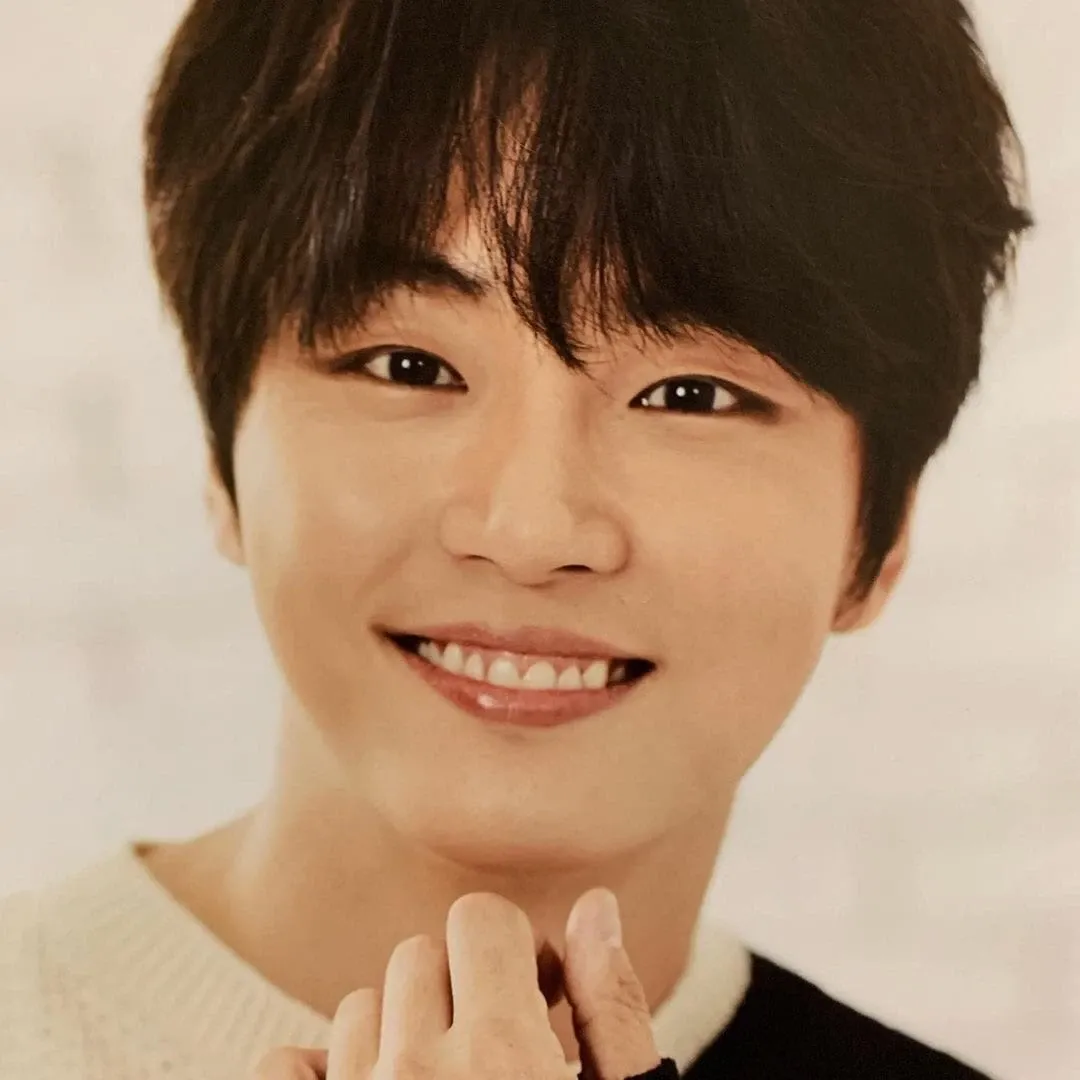 A moment captured by a fan of Yoon Shiyoon