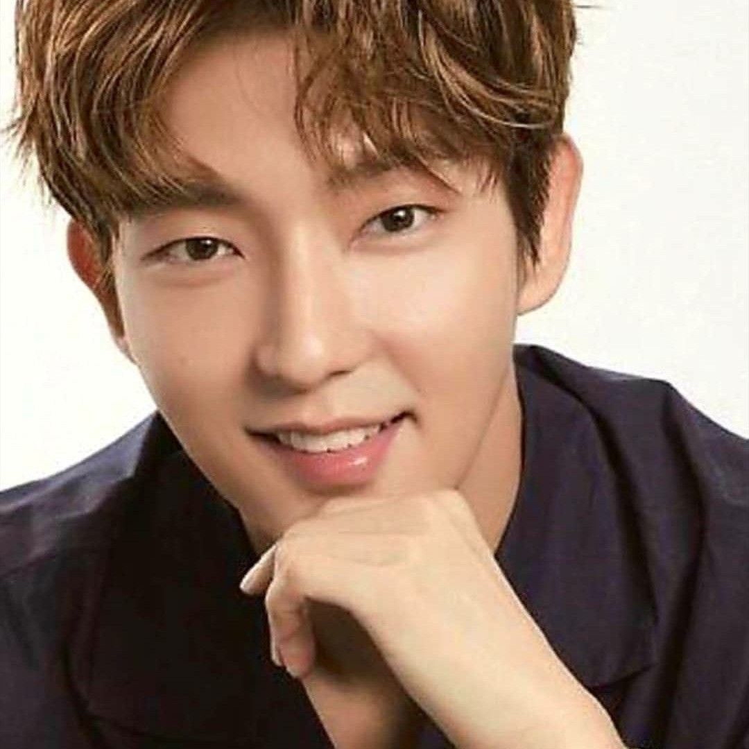 이준기 최근 활동샷