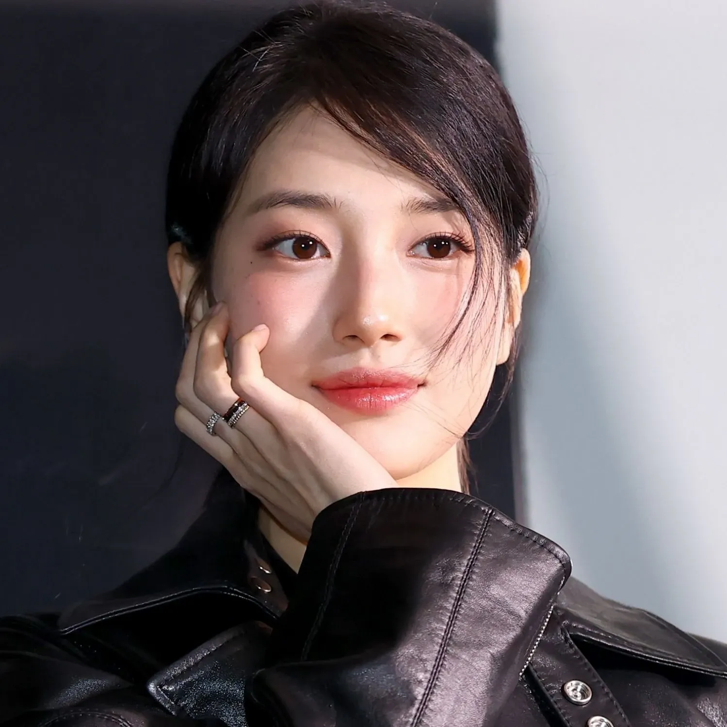 Momen yang diabadikan oleh penggemar Bae Suzy