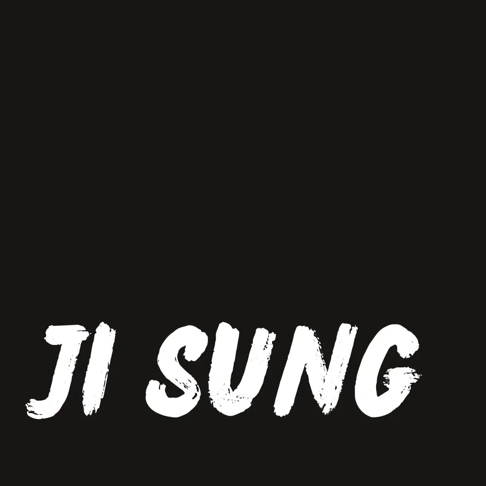Behind-the-scenes cut of Ji Sung