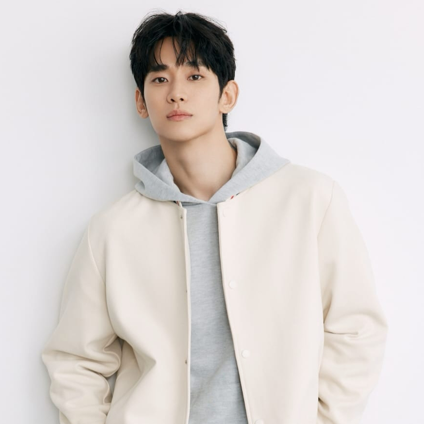 Recent activity shot of Kim Soohyun