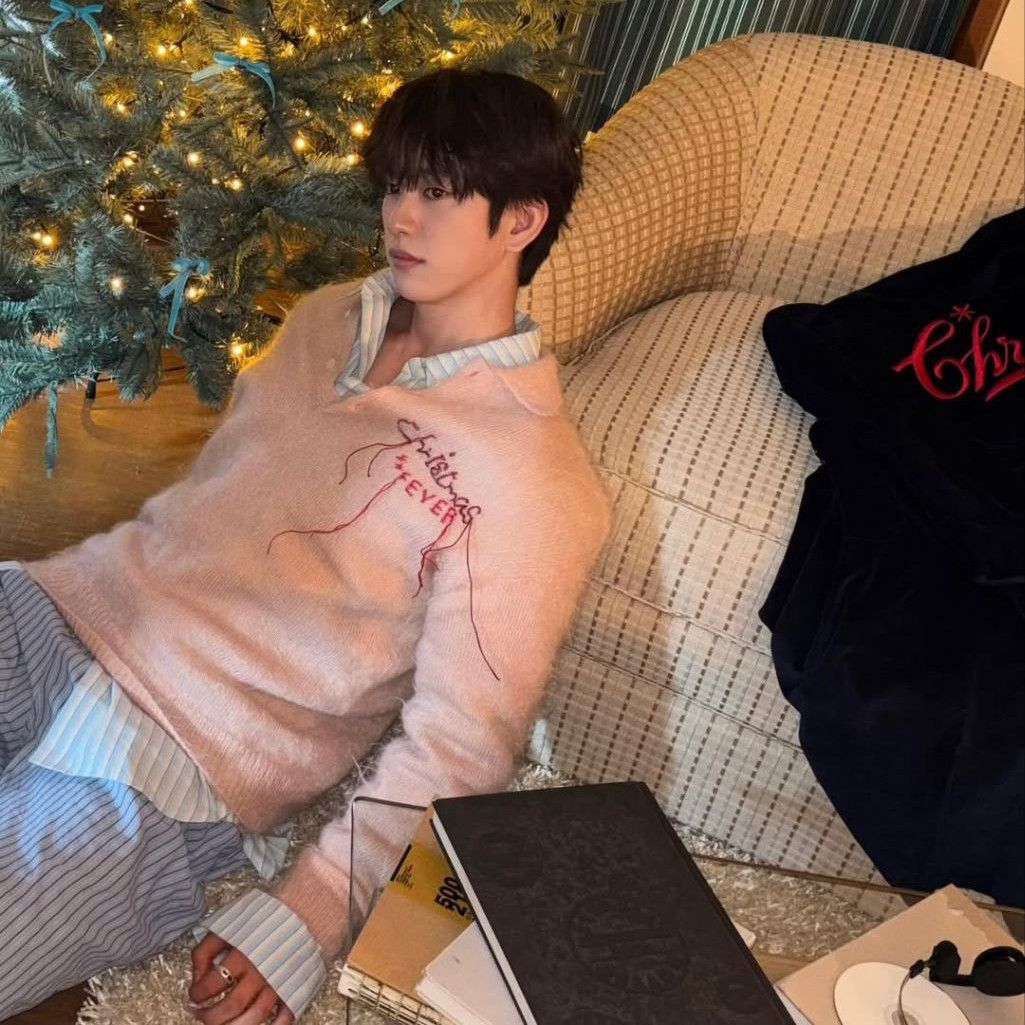 粉丝拍下的朴珍荣瞬间