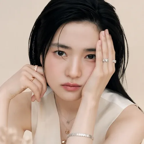 Recent activity shot of Kim Taeri