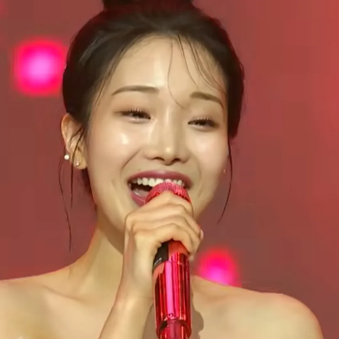 Latest photo of Kim Soyeon (2004)