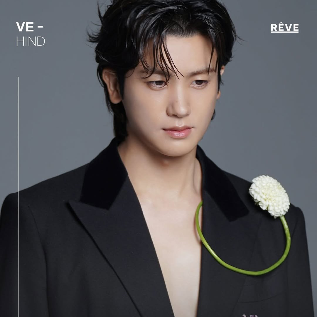 Latest photo of Park Hyungsik