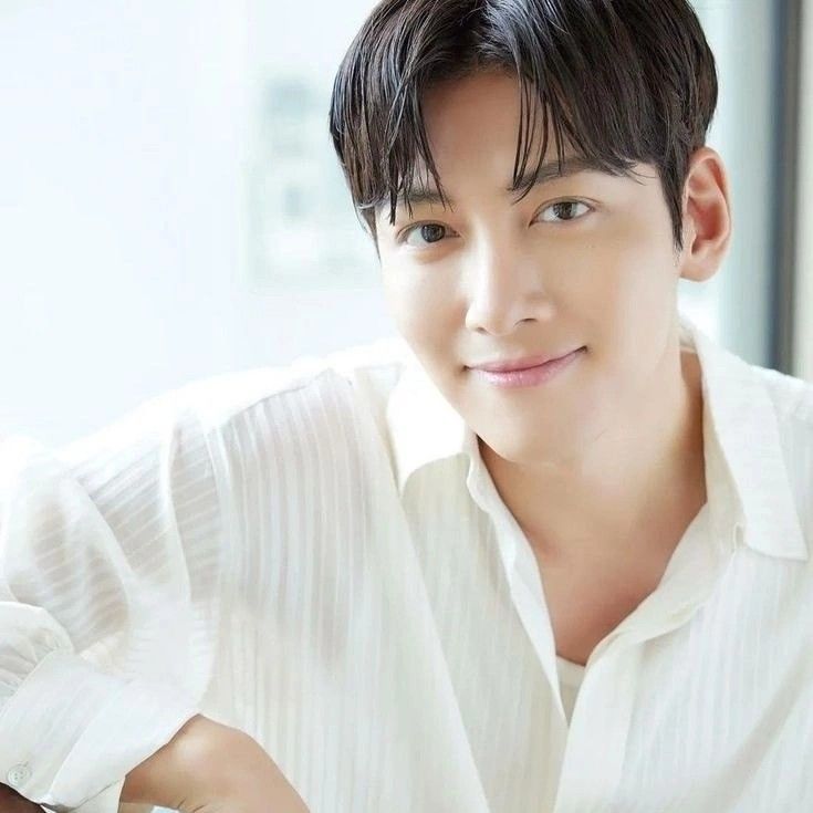 Behind-the-scenes cut of Ji Changwook