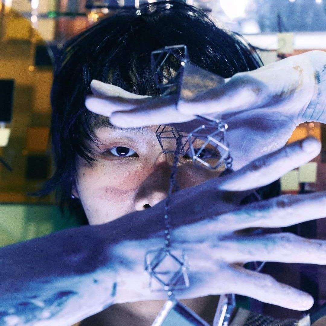 Behind-the-scenes cut of Ki Moogan