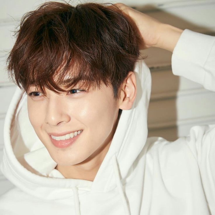 Latest photo of Cha Eunwoo