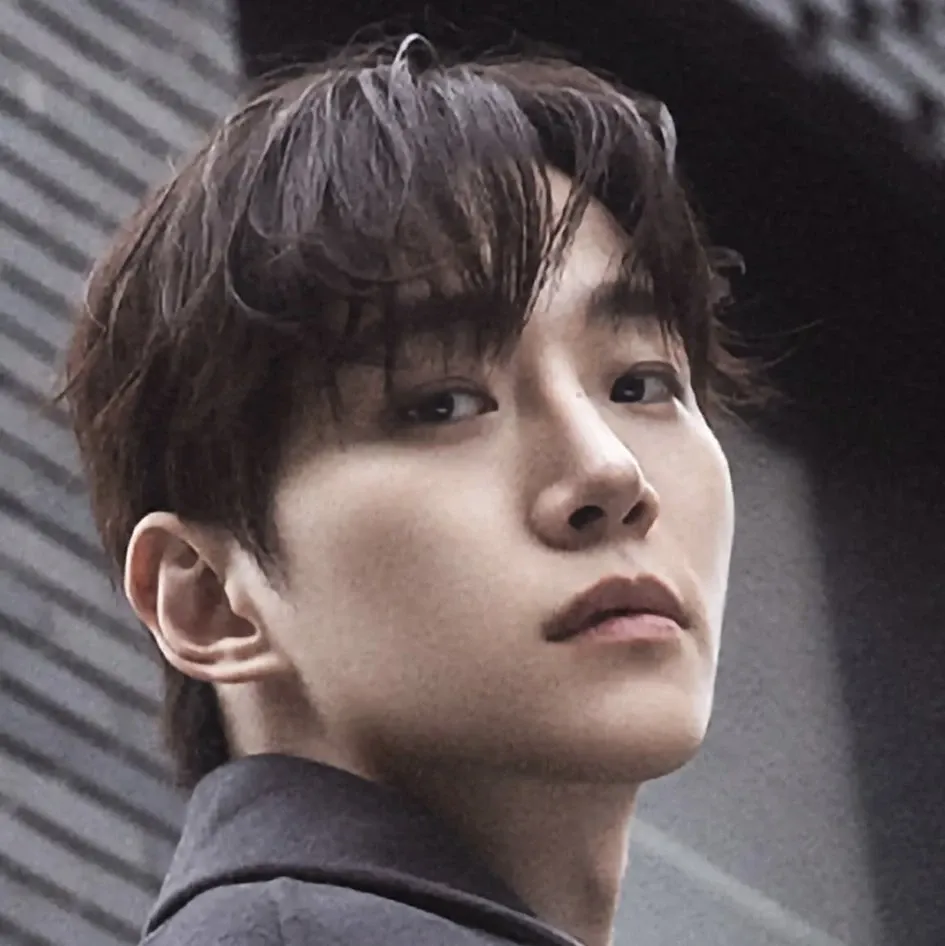 Foto kegiatan terbaru dari Lee Junho