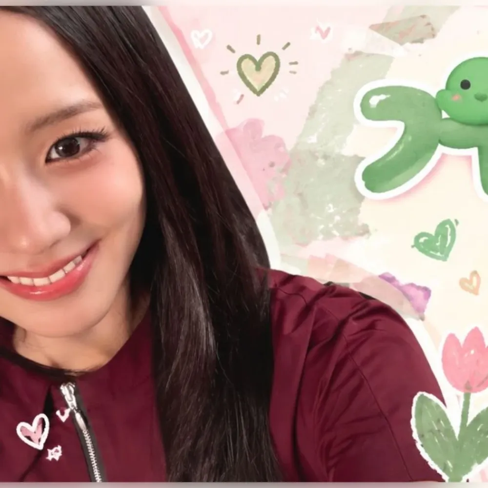 Recent activity shot of Jisoo (1995)