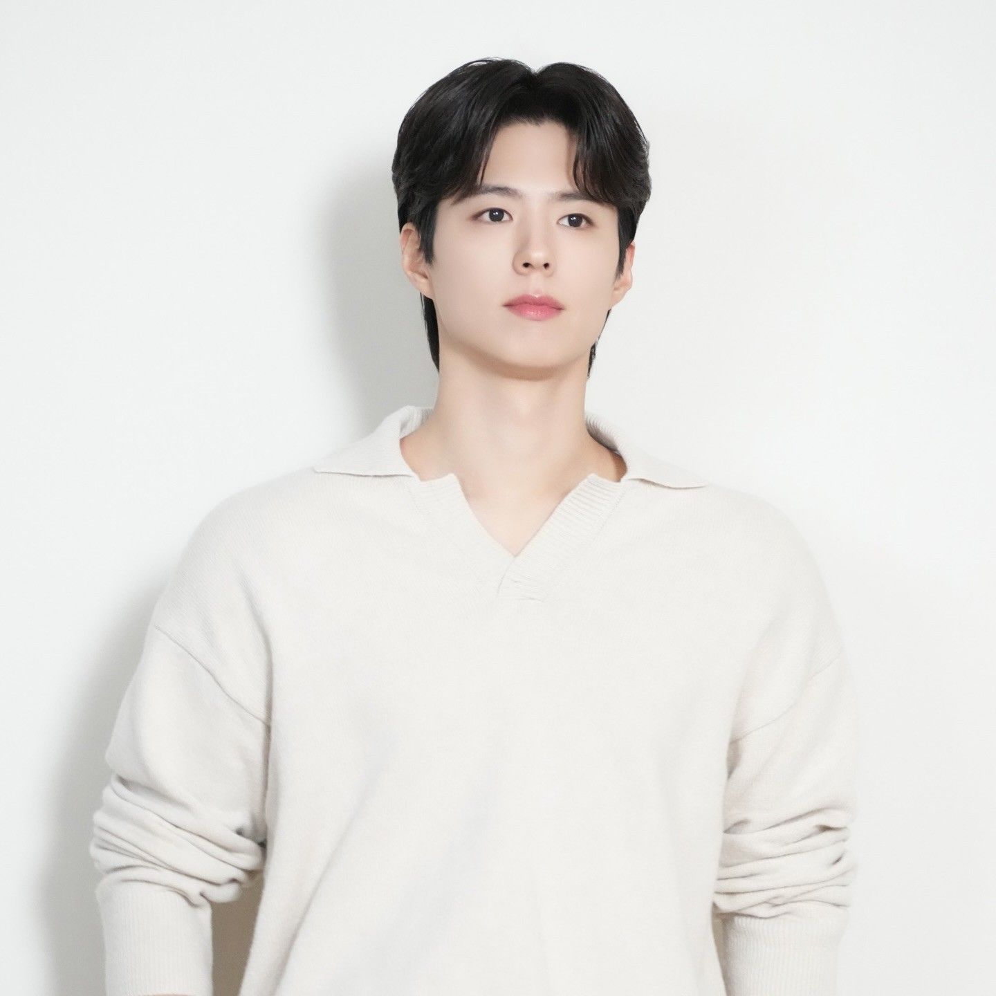 Recent activity shot of Park Bogum