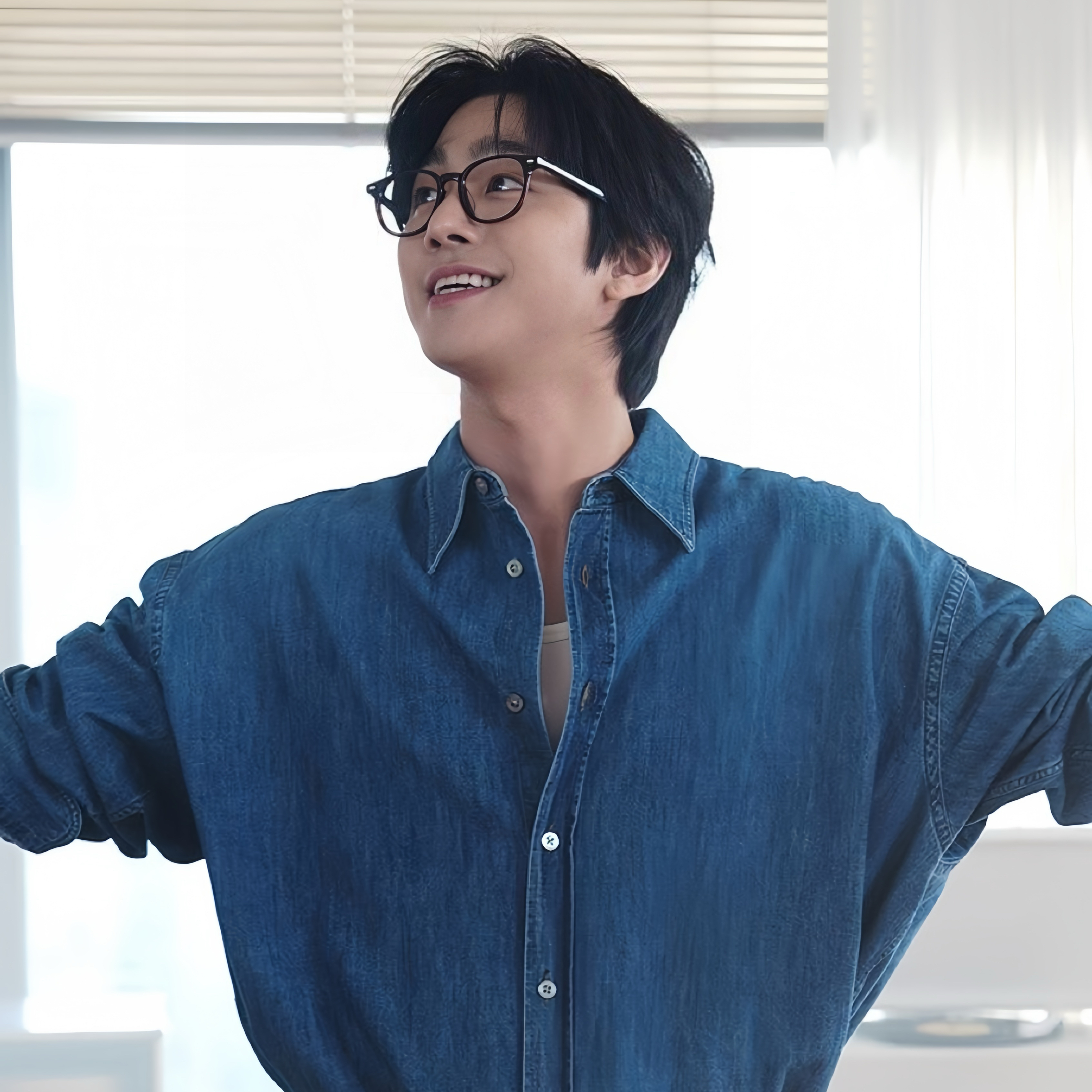 A moment captured by a fan of Ahn Hyoseop