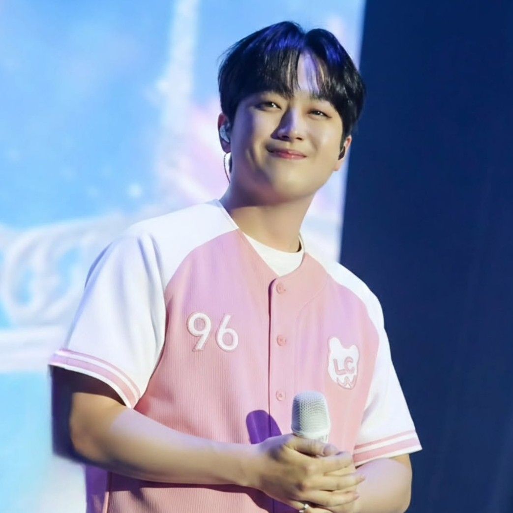 Momen yang diabadikan oleh penggemar Lee Chanwon