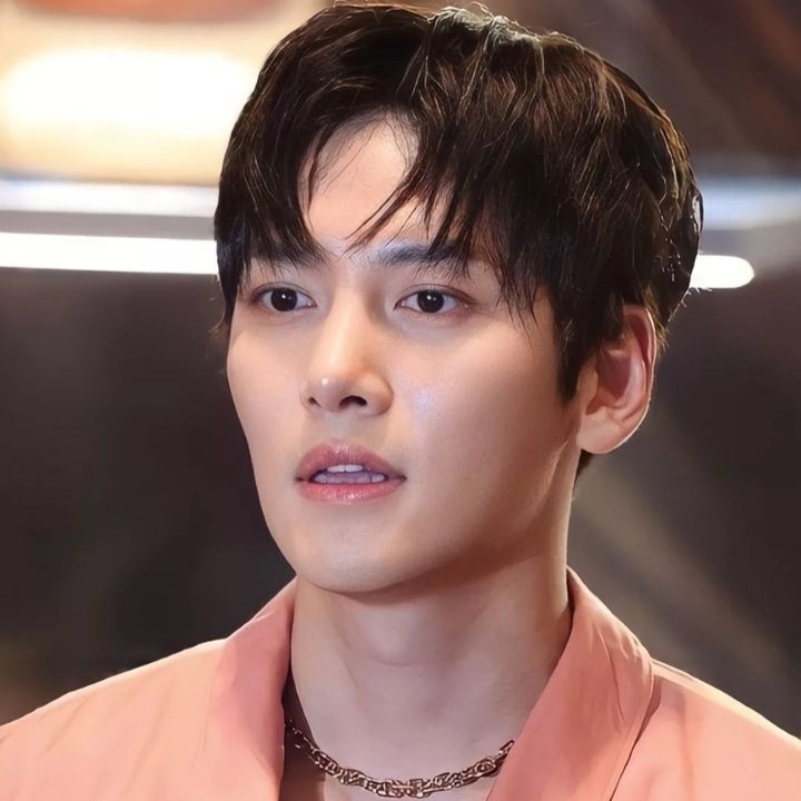 Latest photo of Ji Changwook