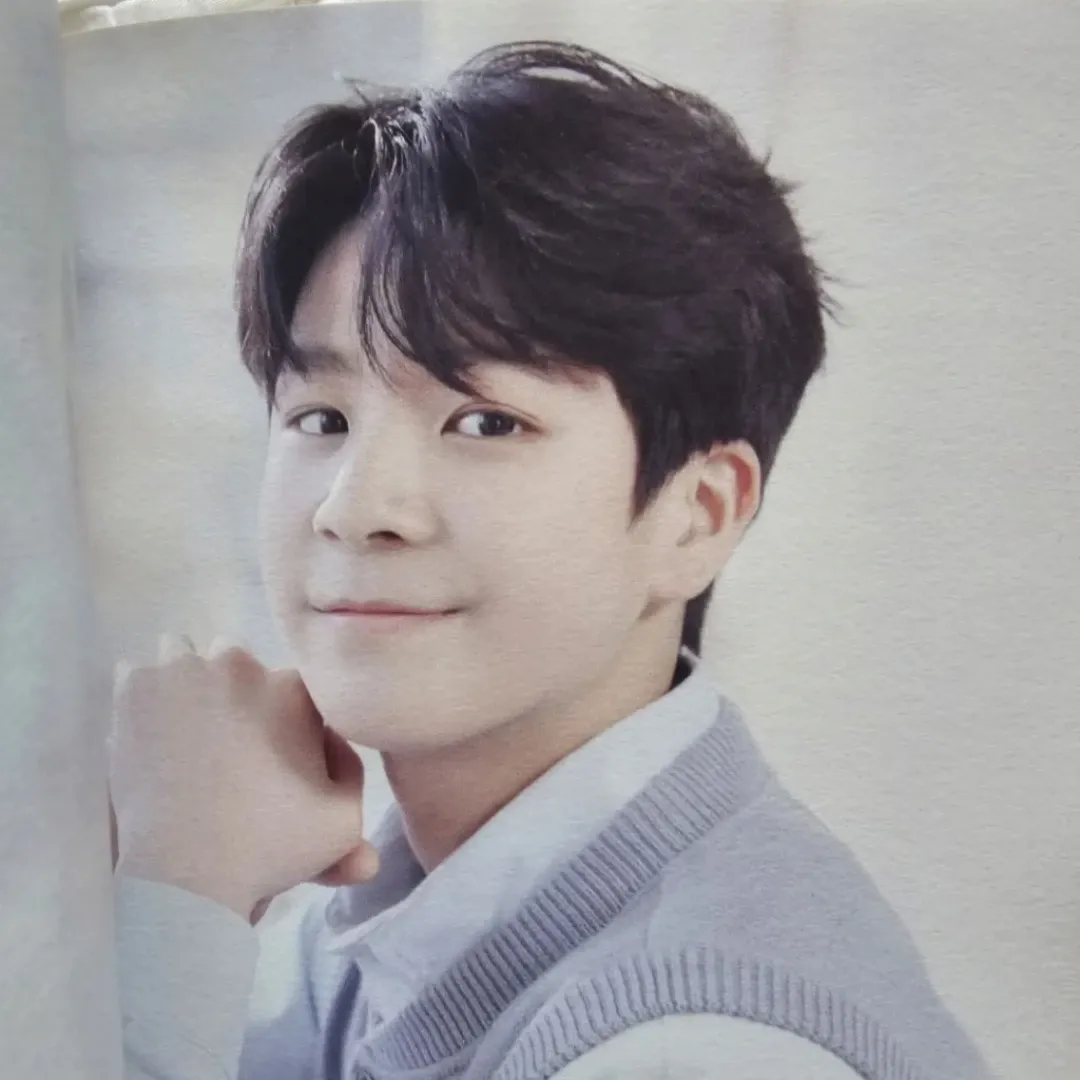 Foto kegiatan terbaru dari Jeong Dongwon