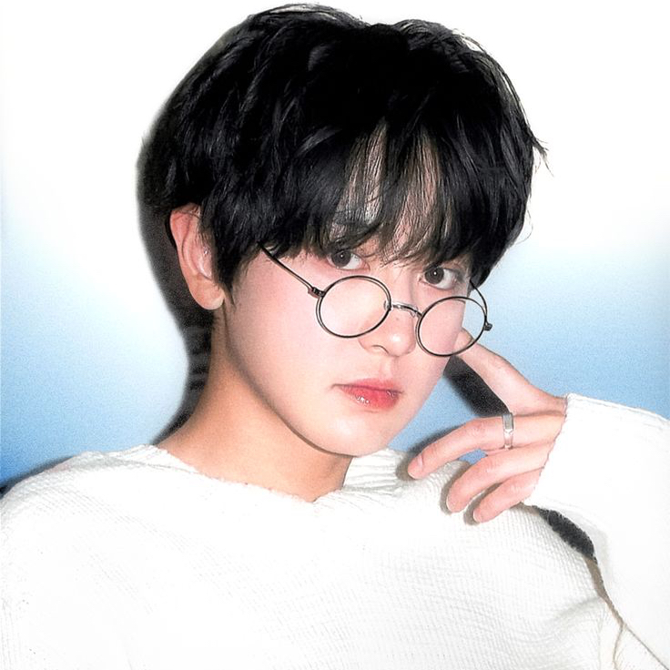 Recent activity shot of Chanyeol