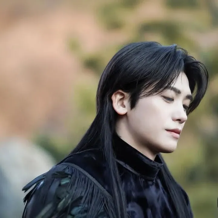 Recent activity shot of Park Hyungsik