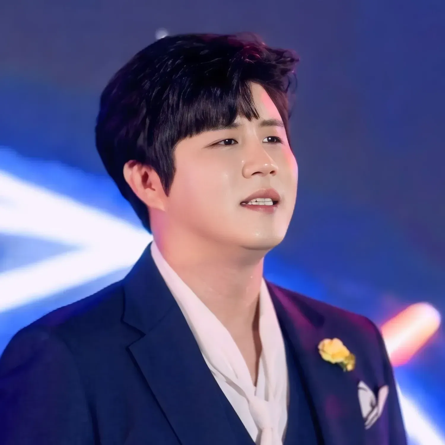 Behind-the-scenes cut of Jin Haesung