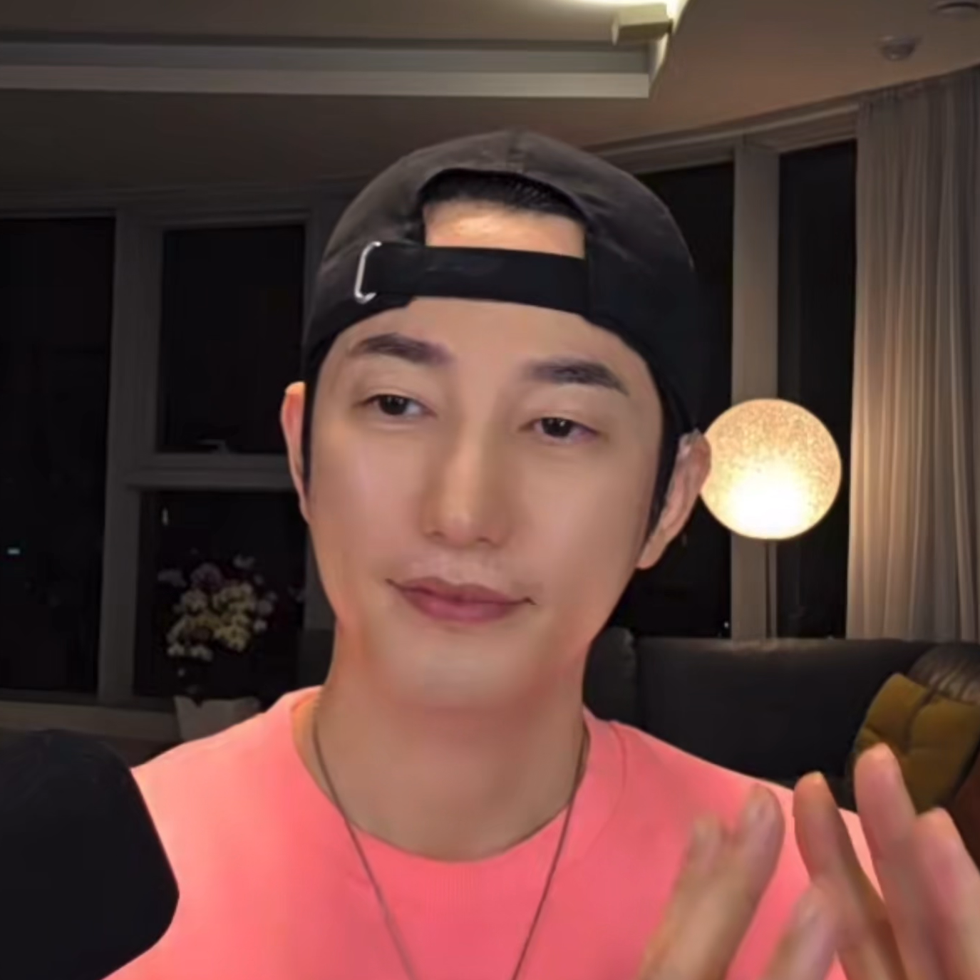Recent activity shot of Park Sihoo