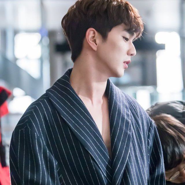 Behind-the-scenes cut of Yoo Seungho