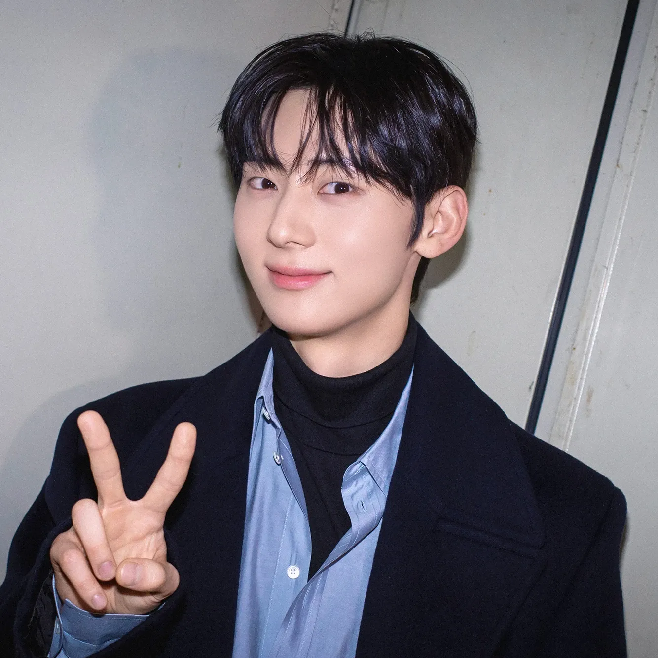 A moment captured by a fan of Hwang Minhyun