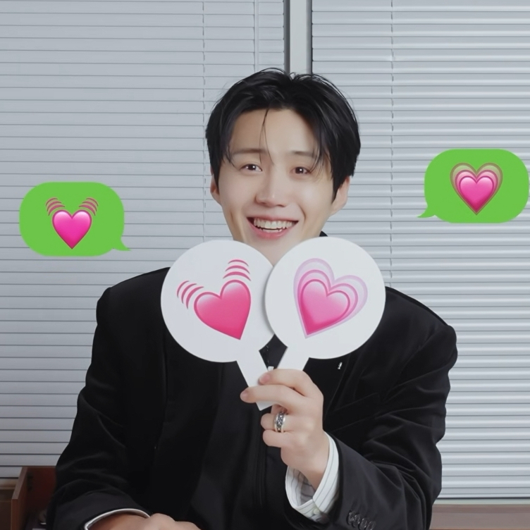 A moment captured by a fan of Kim Seonho