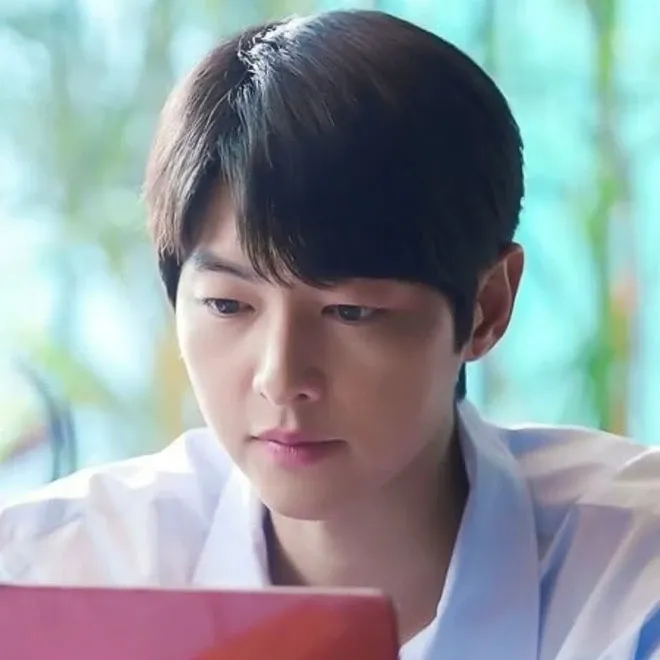 Foto kegiatan terbaru dari Song Joongki