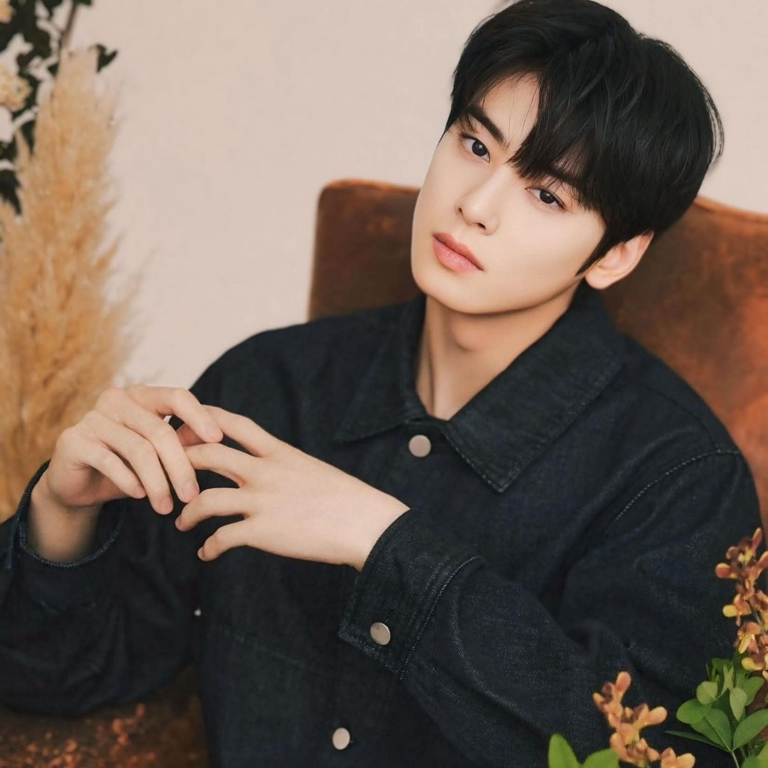 Latest photo of Cha Eunwoo