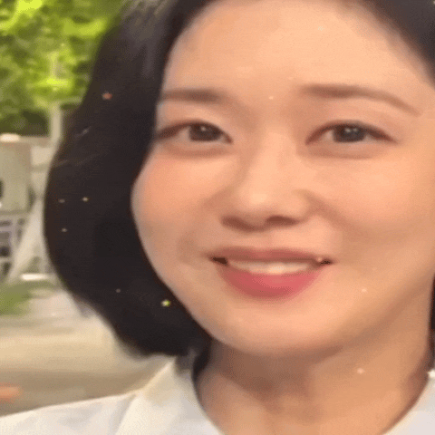 A moment captured by a fan of Jang Nara