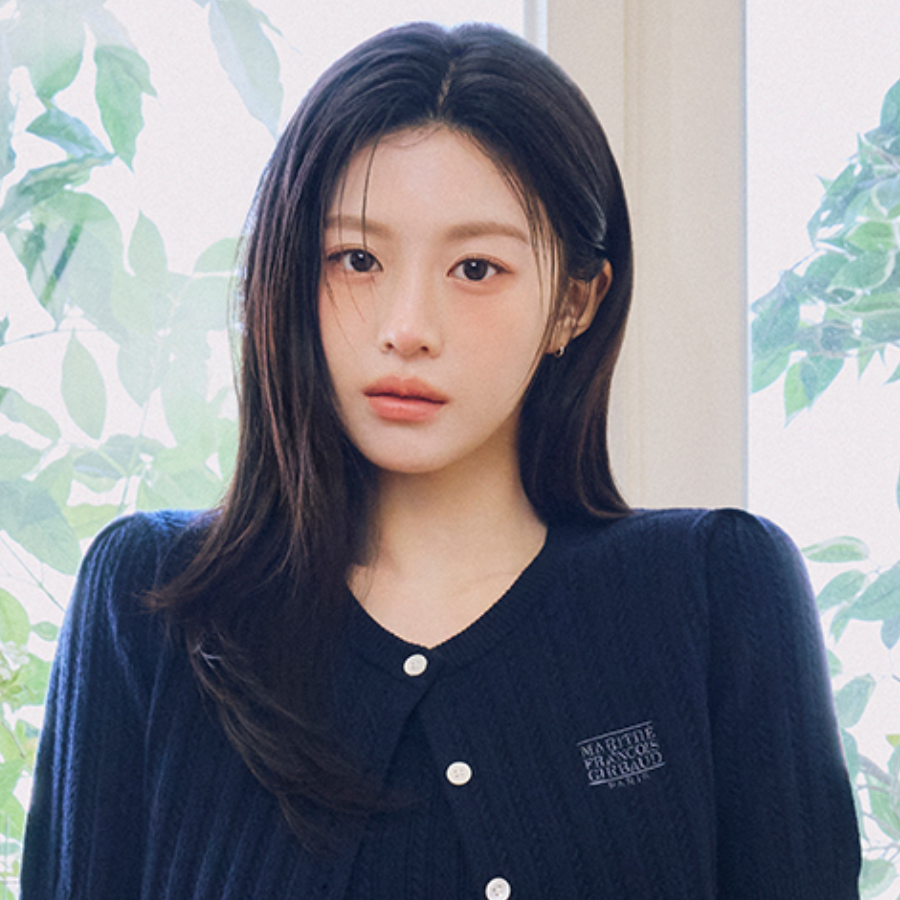 Behind-the-scenes cut of Go Younjung