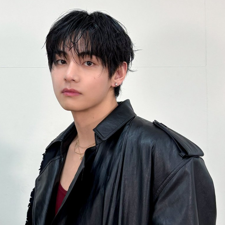 Latest photo of Kim Taehyung (V)