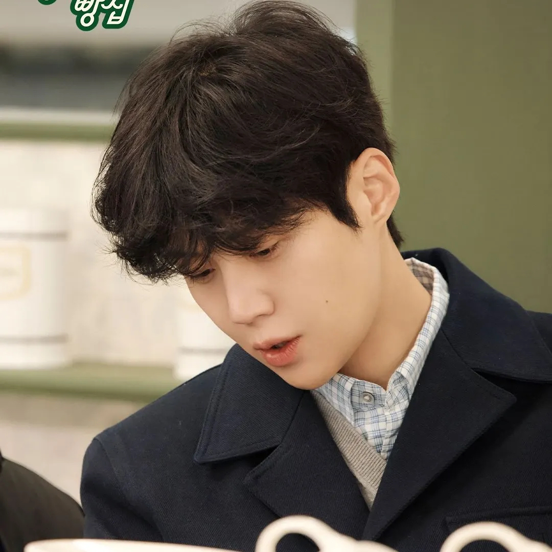 Recent activity shot of Kim Seonho