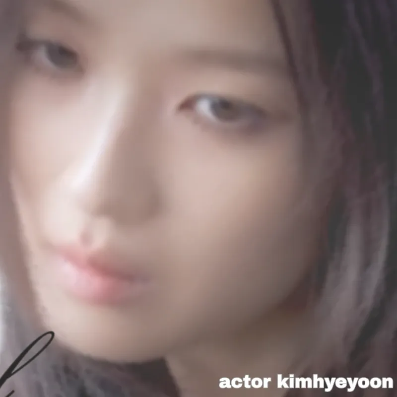 A moment captured by a fan of Kim Hyeyoon