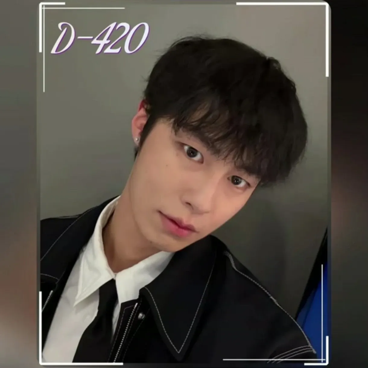 Behind-the-scenes cut of Lee Jaewook